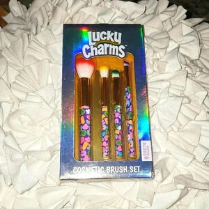 Lucky Charms Brush Set